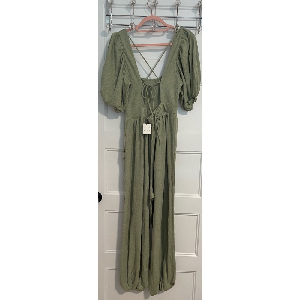 FreePeople Janice One Piece Elegant Green Puff Sleeve Jumpsuit NWT SZ M L - Picture 5 of 11